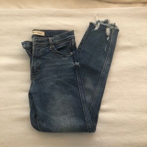 Gap High Rise Slim Straight Jeans